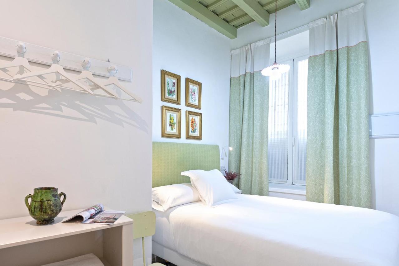 Genteel Home Santa Cruz Sevilla Eksteriør billede